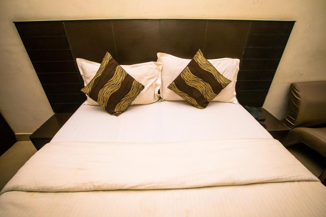 Hotel Orion Residency Chennai Esterno foto